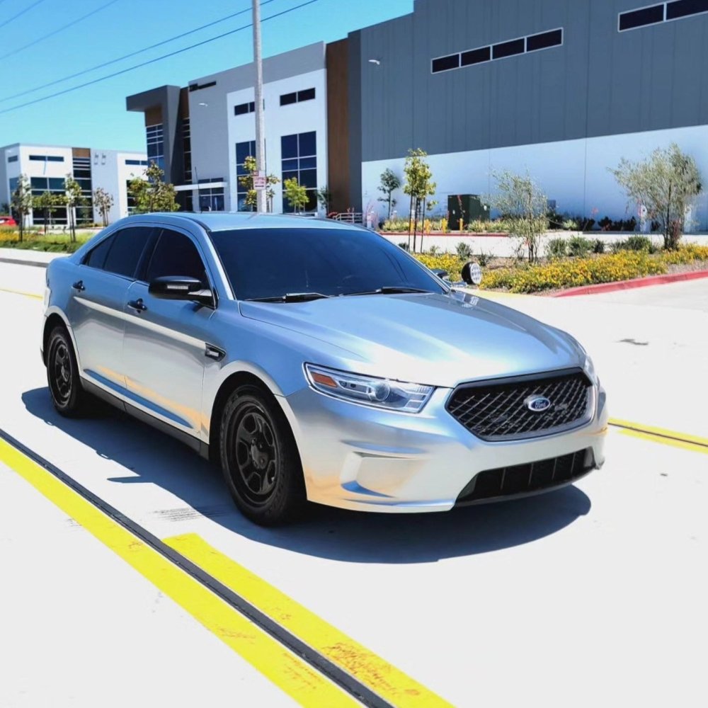 Gloss Paint Metallic Bright Silver - Aura Vinyl