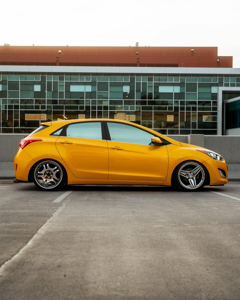 Gloss Paint Metallic Yellow - Aura Vinyl