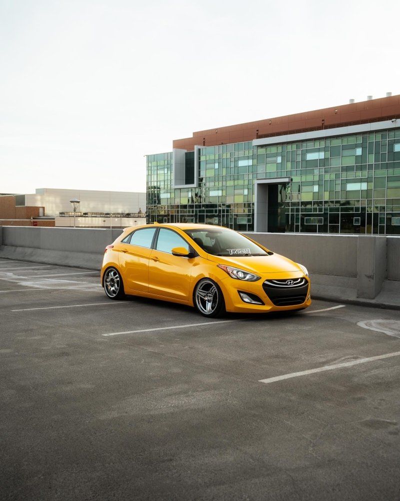 Gloss Paint Metallic Yellow - Aura Vinyl