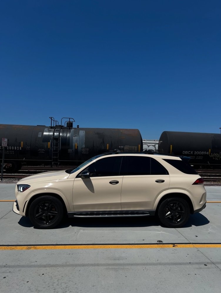 Hyper Gloss Khaki PPF - Aura Vinyl