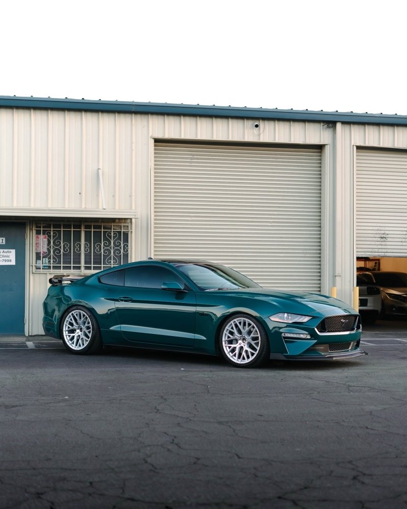 Ultra Gloss British Racing Green - Aura Vinyl