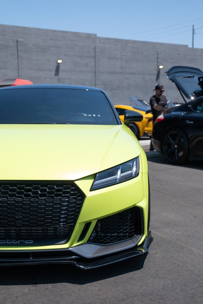 Ultra Gloss Coral Fluro Yellow - Aura Vinyl