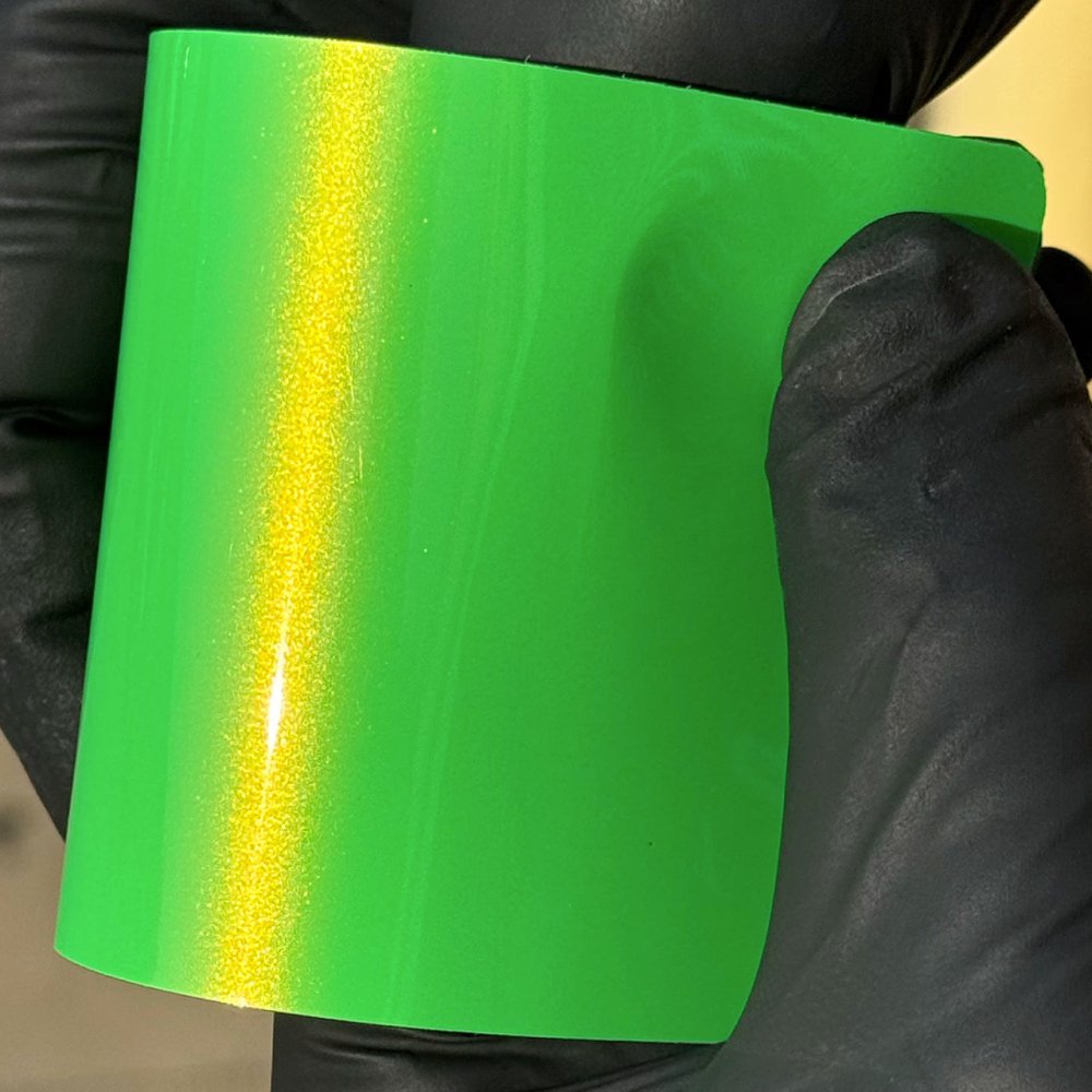 Ultra Gloss Metallic Gold Green Shift - Aura Vinyl