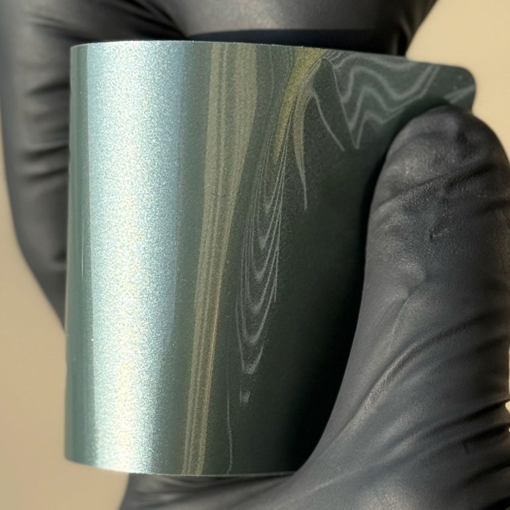 Ultra Gloss Paint Metallic Francesca Green - Aura Vinyl