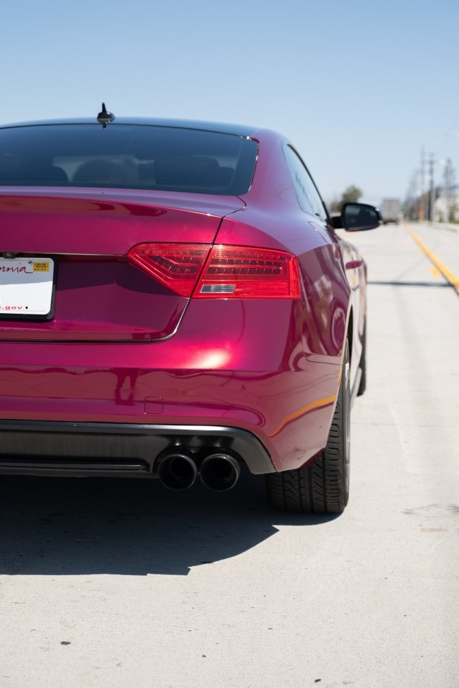 Ultra Gloss Paint Metallic Sangria Red - Aura Vinyl