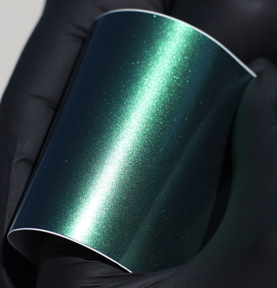 Gloss Black Green Shift - Aura Vinyl