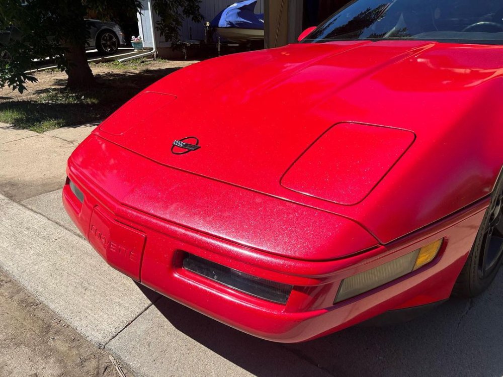 Gloss Diamond Sparkle Red - Aura Vinyl