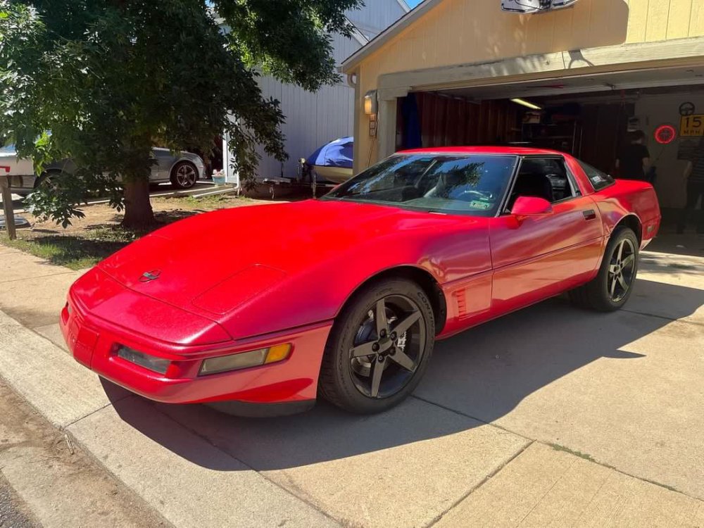 Gloss Diamond Sparkle Red - Aura Vinyl