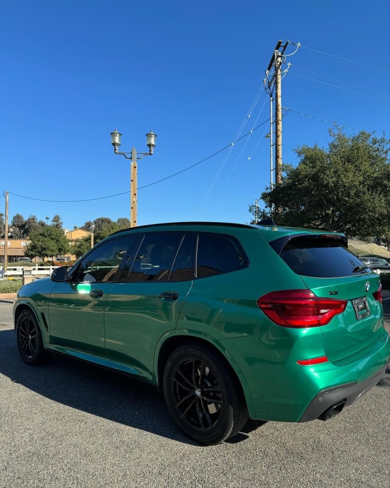 Gloss Paint Metallic Isle Of Man Green - Aura Vinyl