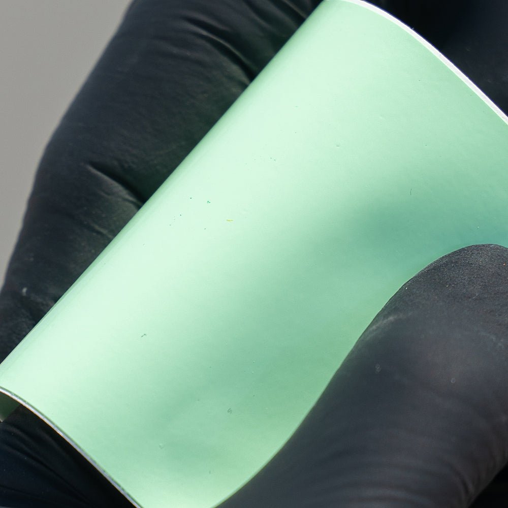 Gloss Pistachio Green - Aura Vinyl