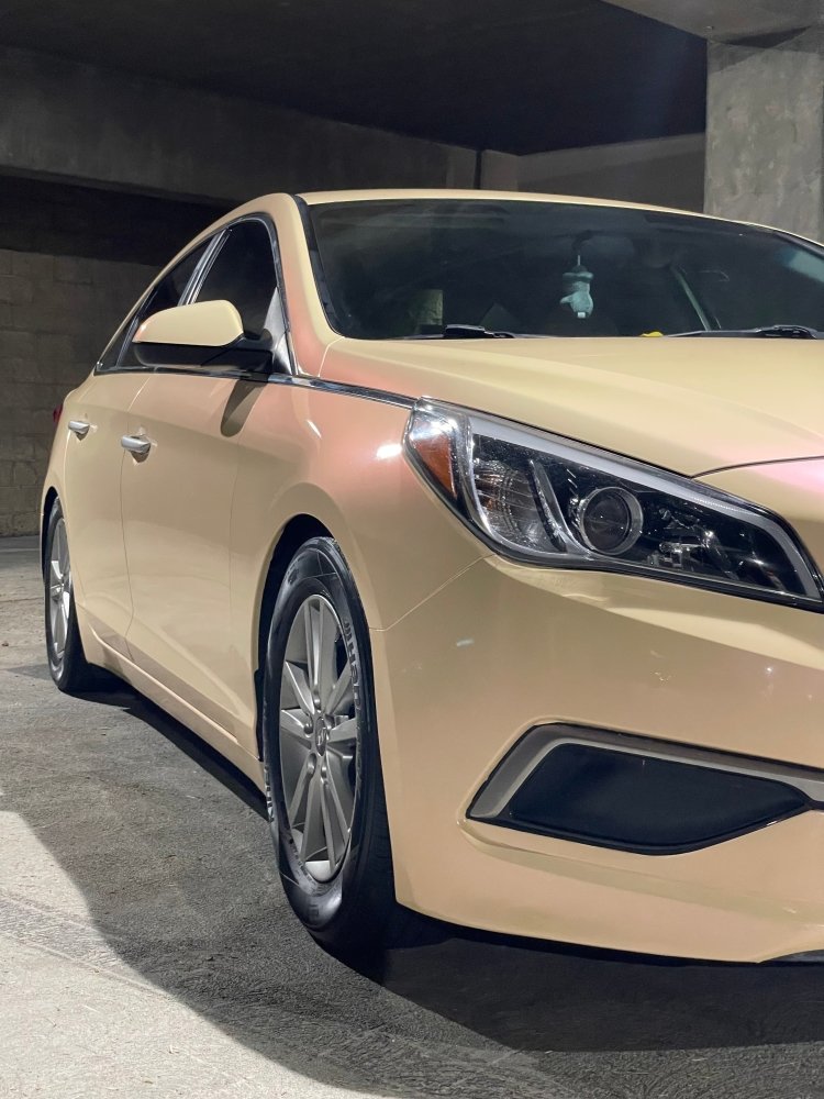 Gloss Yellow Red Shift - Aura Vinyl