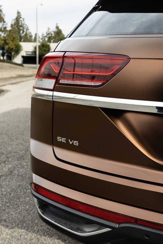 Satin Coffee Brown - Aura Vinyl