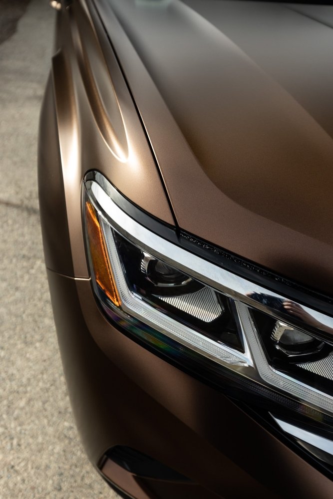 Satin Coffee Brown - Aura Vinyl