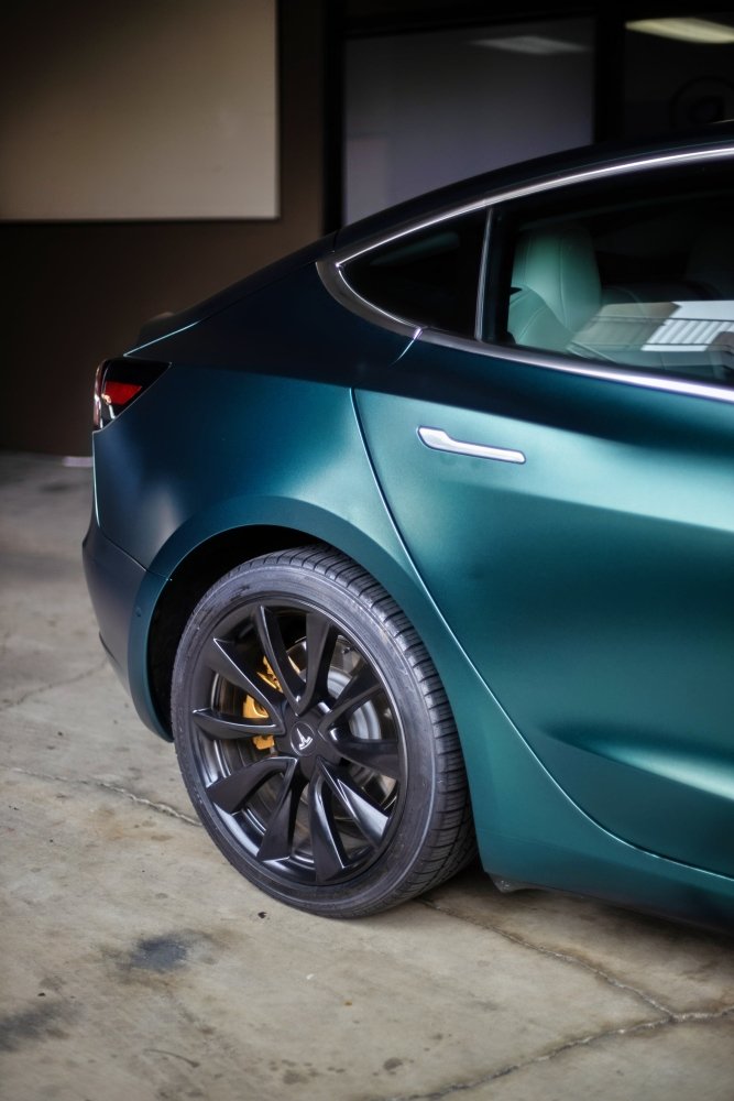 Satin Diamond Electric Green - Aura Vinyl