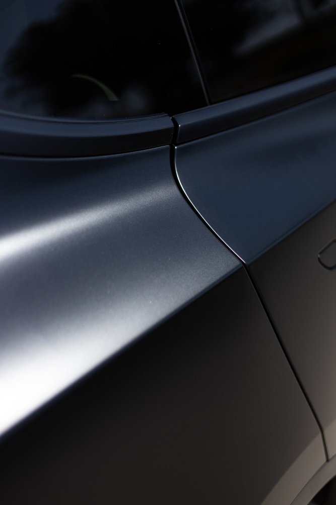 Satin Diamond Storm Black - Aura Vinyl