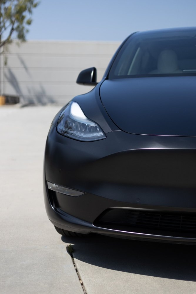 Satin Diamond Storm Black - Aura Vinyl