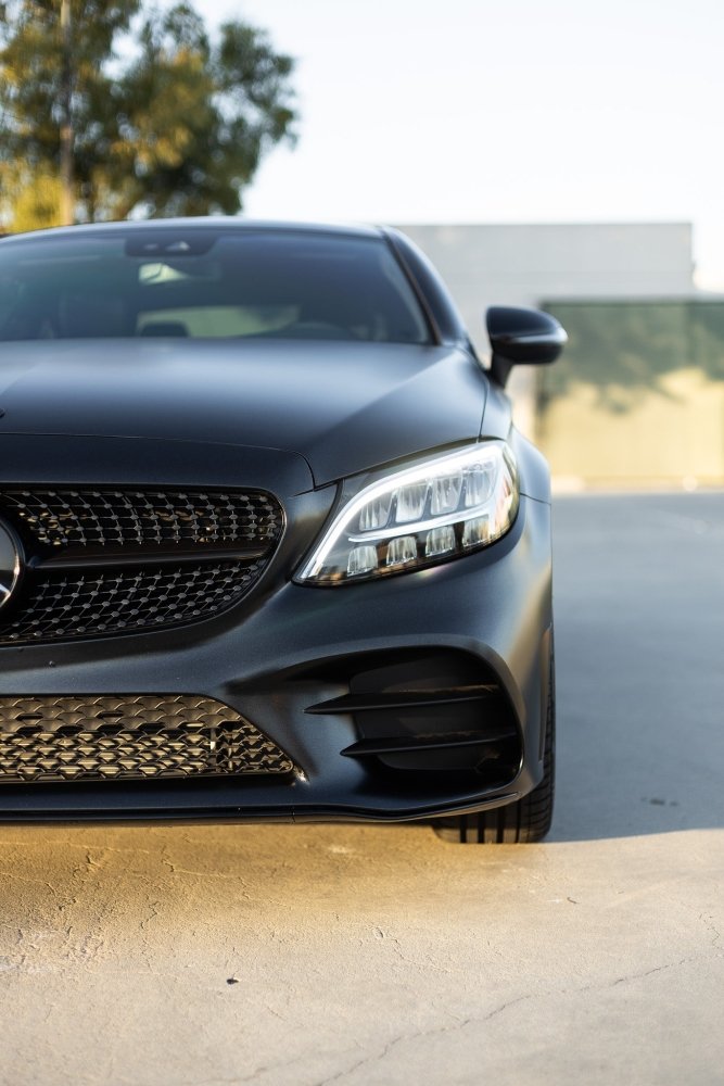 Satin Diamond Warrior Black - Aura Vinyl