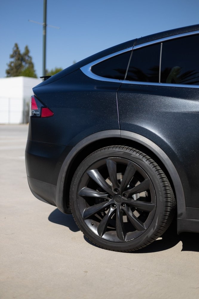 Satin Diamond Warrior Black - Aura Vinyl