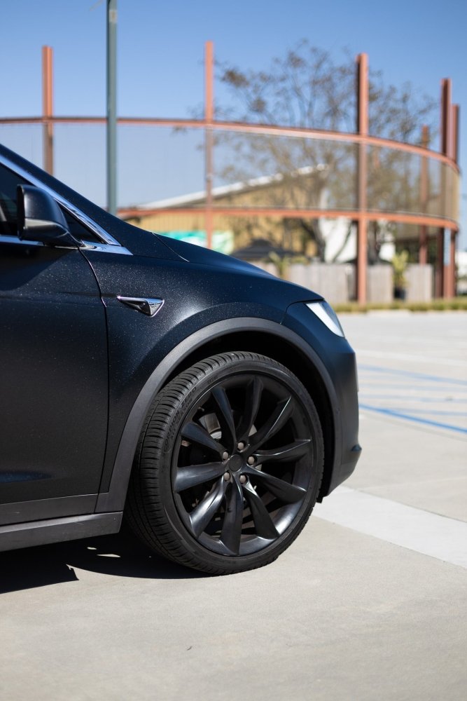 Satin Diamond Warrior Black - Aura Vinyl