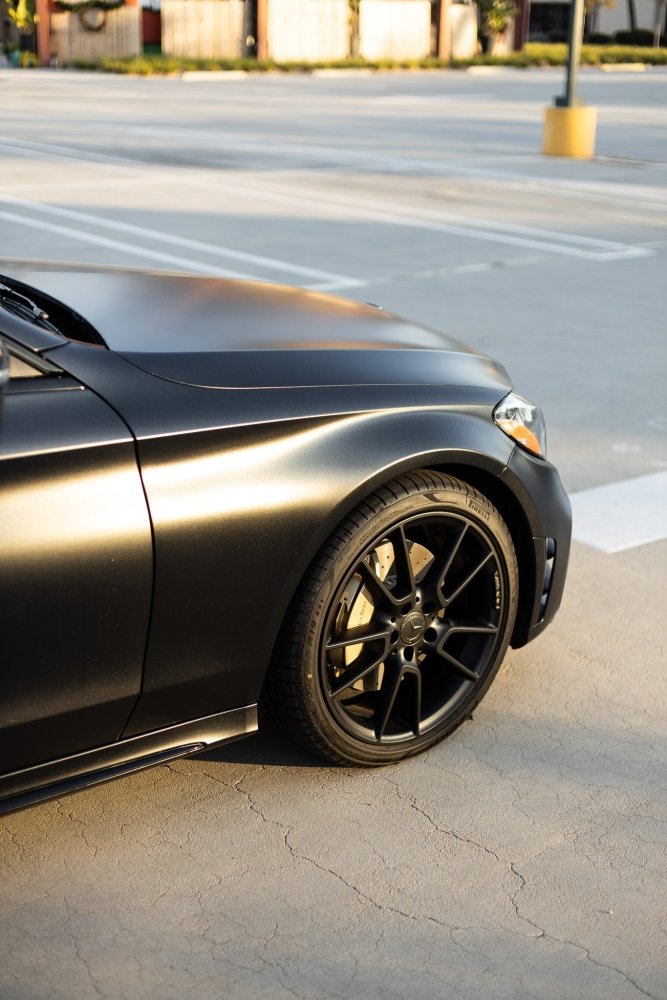 Satin Diamond Warrior Black - Aura Vinyl