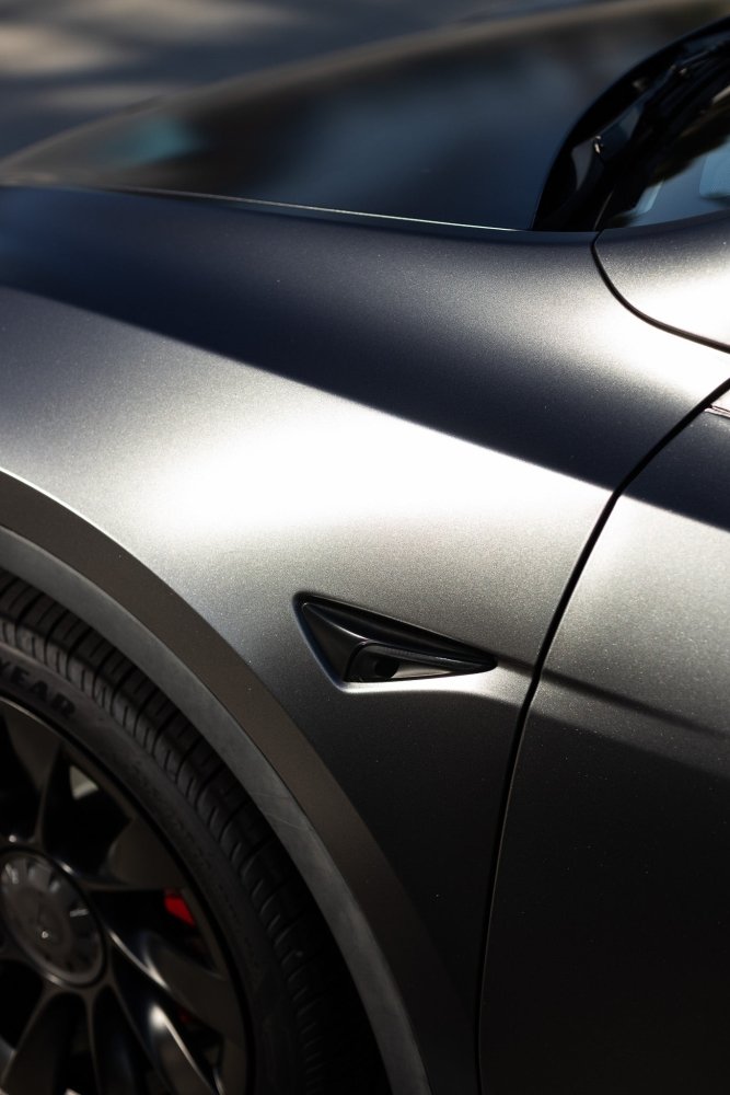 Satin Metallic Dark Grey - Aura Vinyl