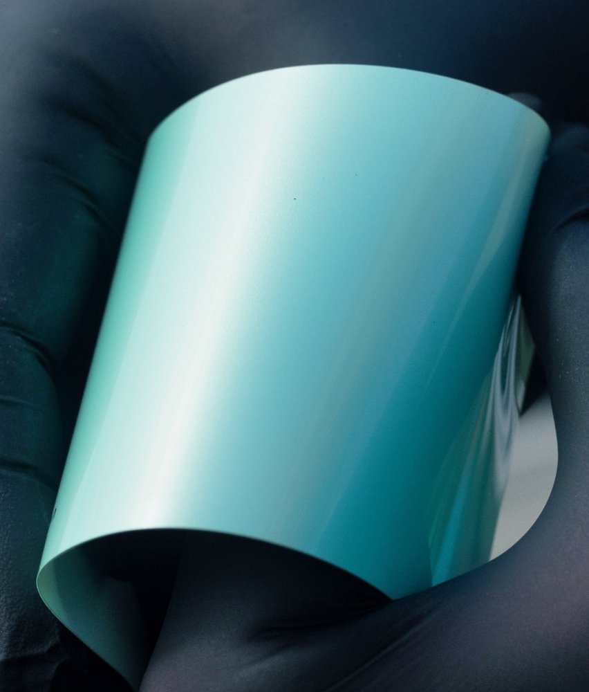 Ultra gloss mint