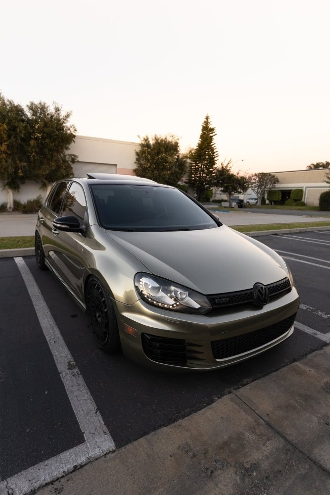Ultra Gloss Paint Metallic Sage Green - Aura Vinyl