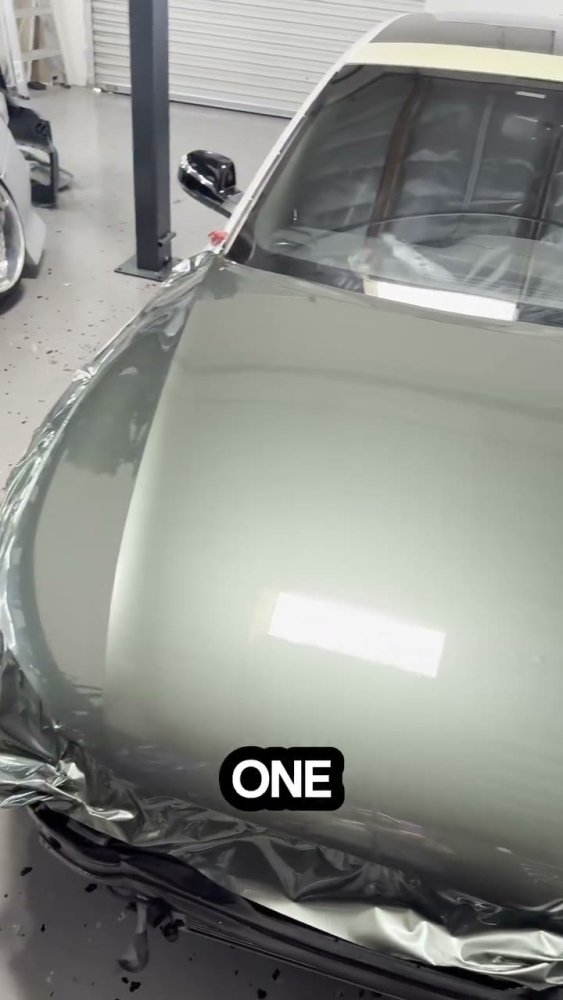 Hood vinyl wrap technique on an Audi A4 - Aura Vinyl