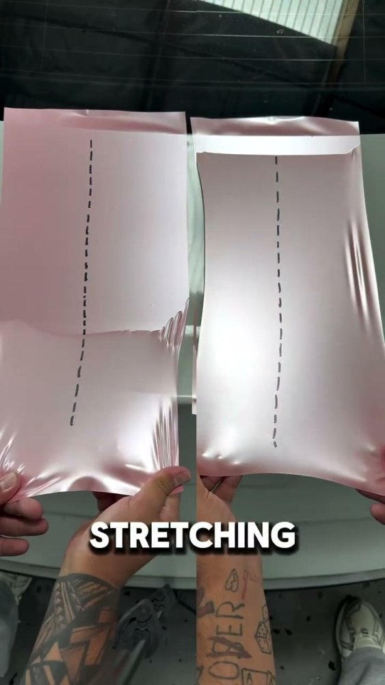 How to stretch vinyl wrap on a white car - Aura Vinyl