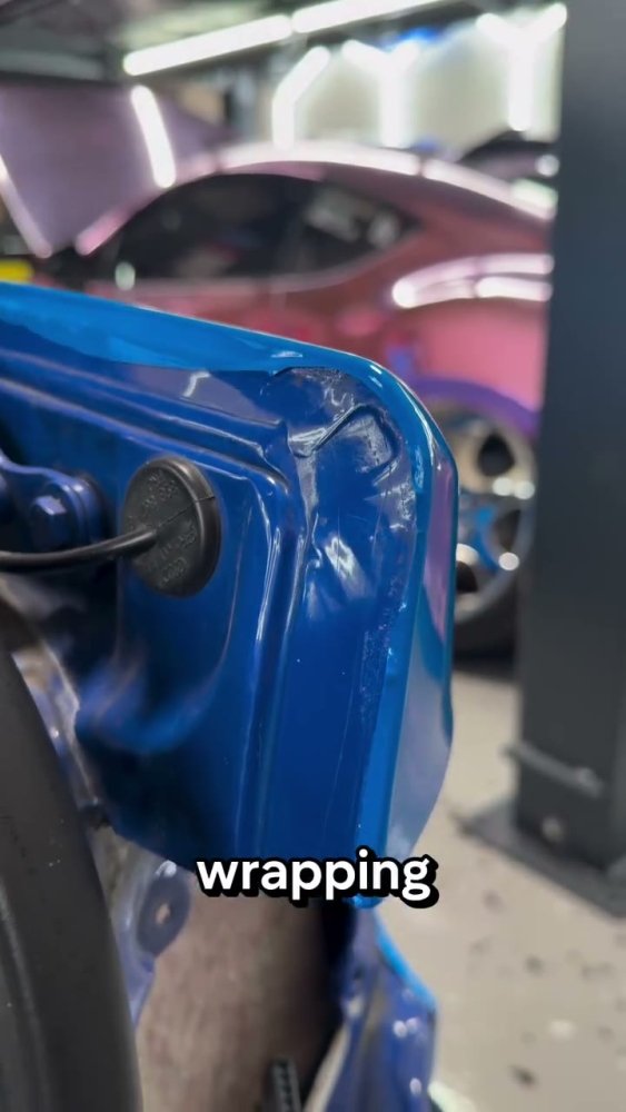 Vinyl wrap seam repair on a Subaru BRZ - Aura Vinyl