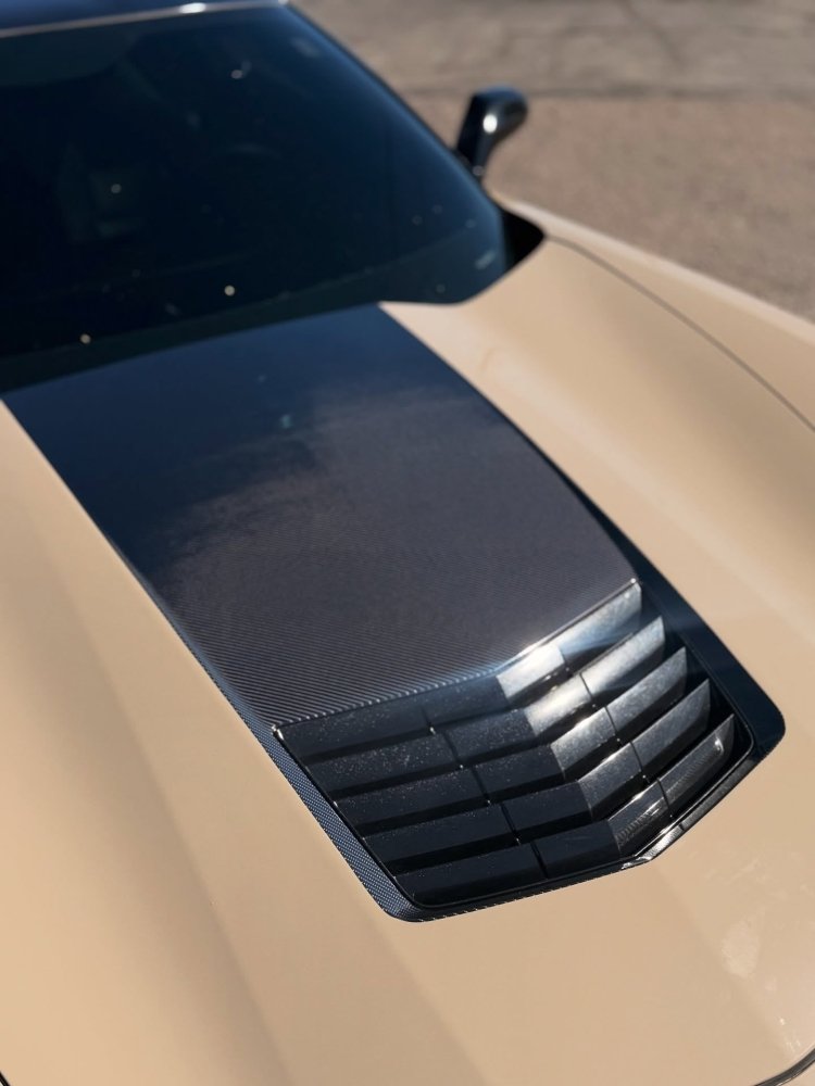 Gloss Desert Tan - Aura Vinyl