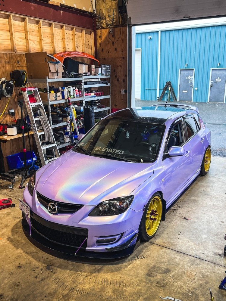 Gloss Iridescent Lavender Pearl - Aura Vinyl