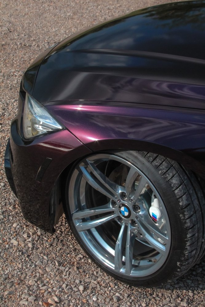 Gloss Paint Metallic Purple - Aura Vinyl