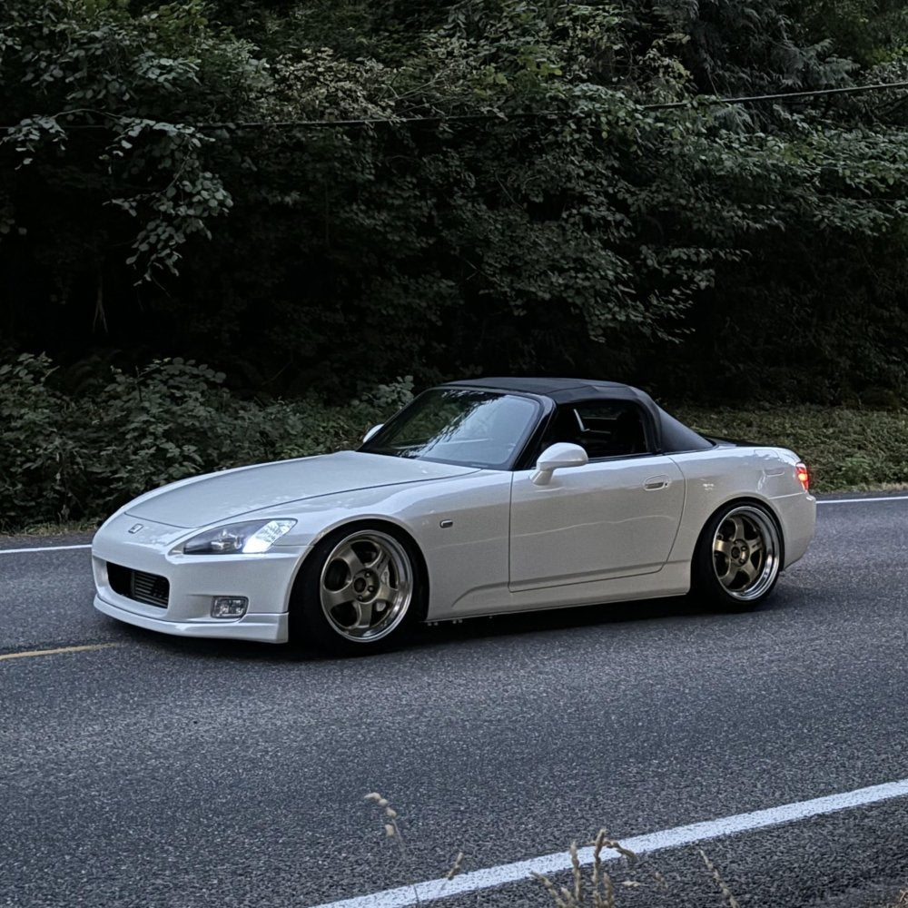 Gloss pearl white

