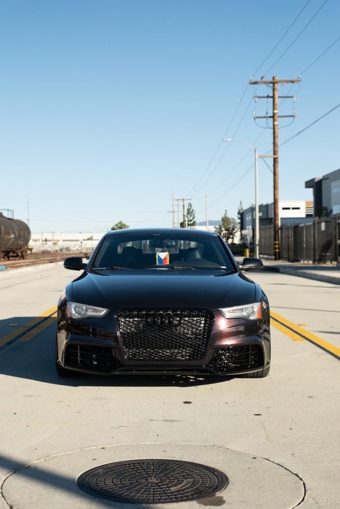 Gloss Phantom Midnight Red - Aura Vinyl