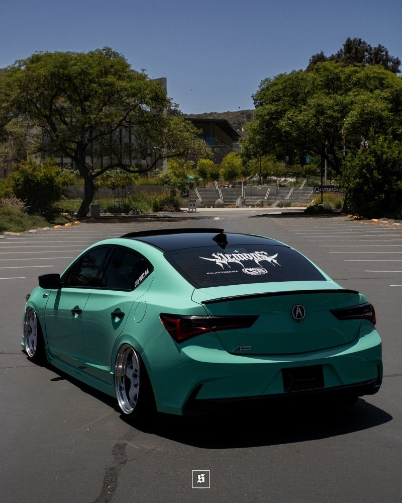 Gloss Porsche Mint - Aura Vinyl