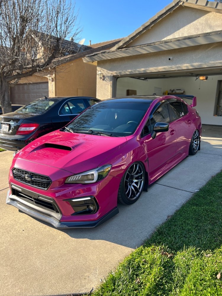 Gloss Red Ruby - Aura Vinyl