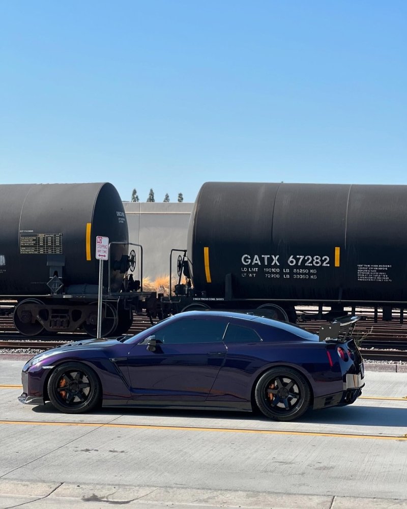 Hyper Gloss Midnight Purple PPF - Aura Vinyl
