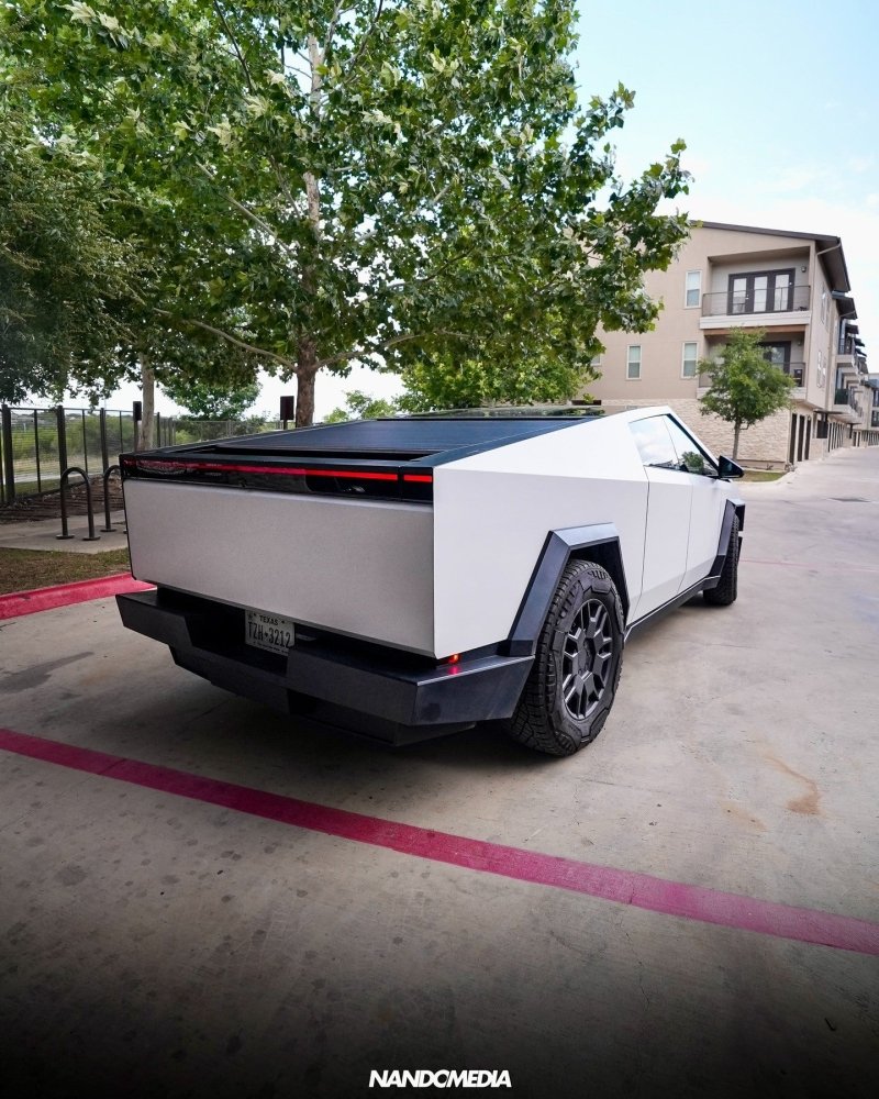 Hyper Matte Diamond White PPF - Aura Vinyl