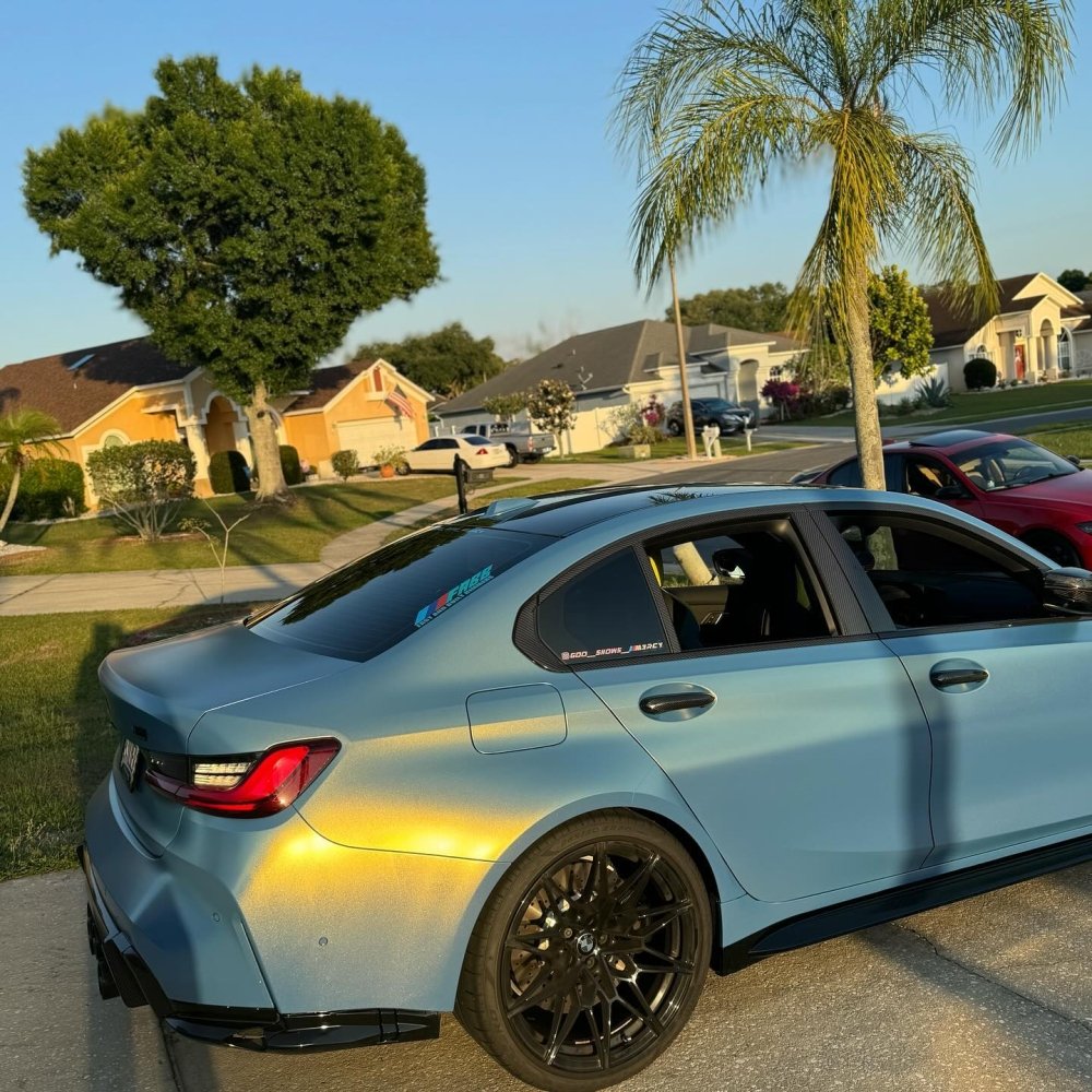 Satin Diamond Robin Blue Gold Shift - Aura Vinyl