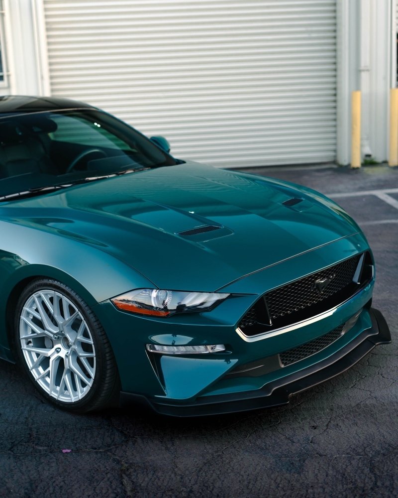 Customer build: Ford Mustang in Ultra Gloss British Racing Green
