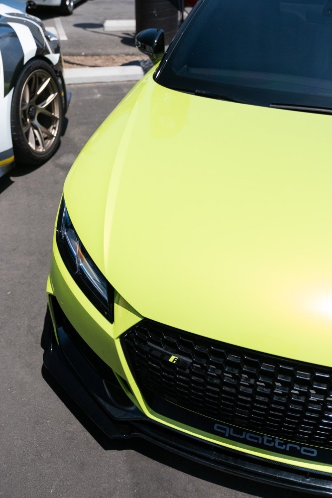 Ultra Gloss Coral Fluro Yellow - Aura Vinyl
