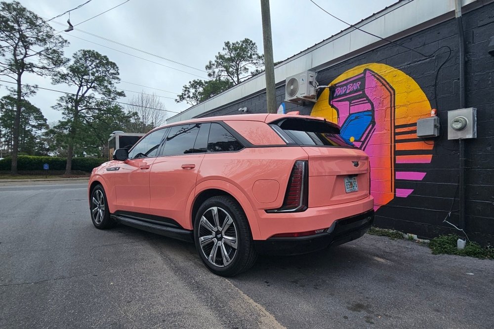 Piggy Pink glossy car wrap