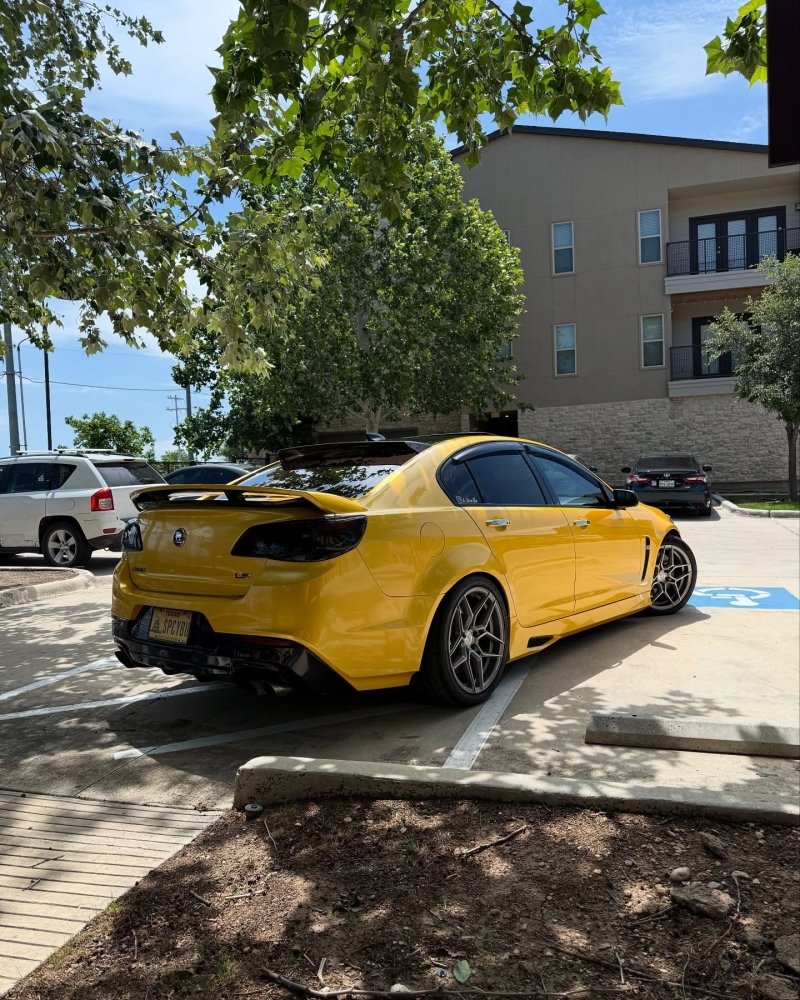 Ultra Gloss Yellow Pearl - Aura Vinyl