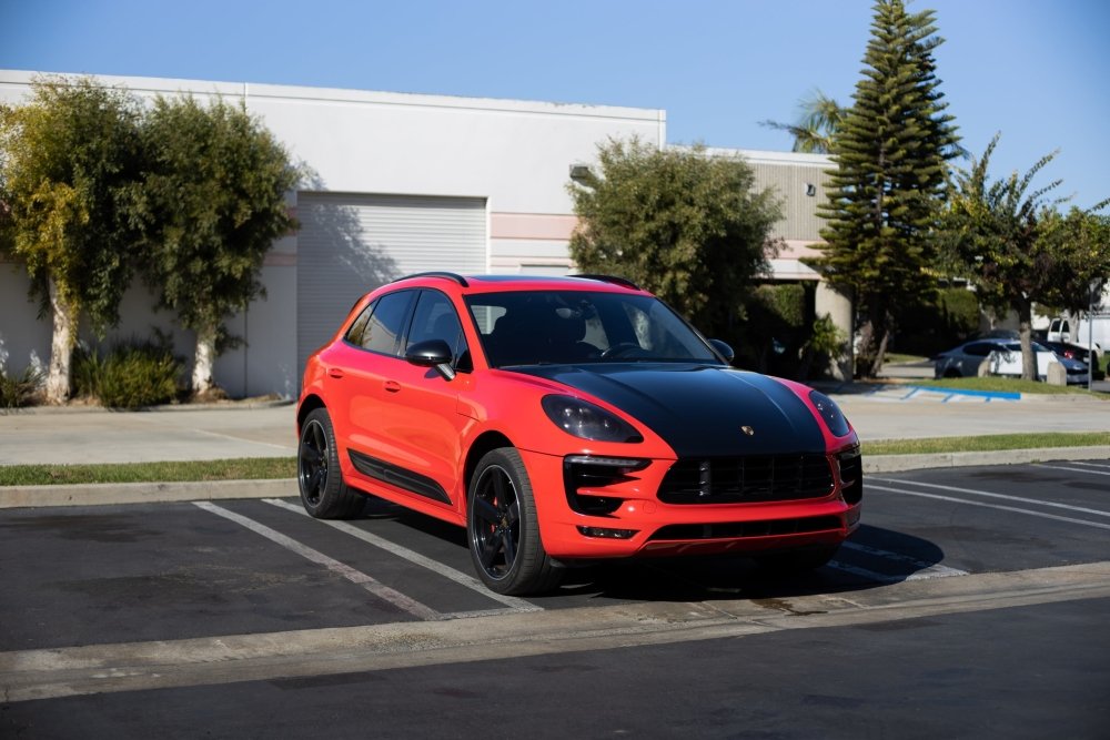 Gloss Carmine Red - Aura Vinyl