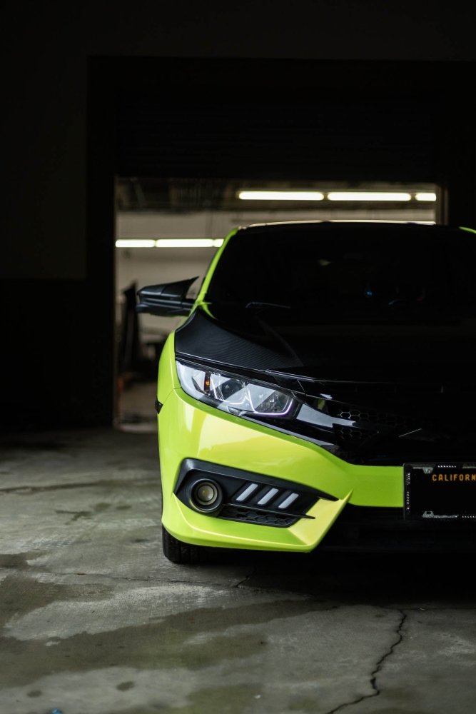 Gloss Coral Fluro Yellow - Aura Vinyl