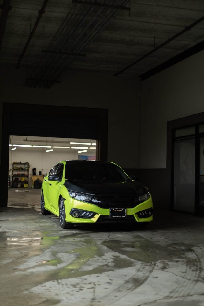 Gloss Coral Fluro Yellow - Aura Vinyl