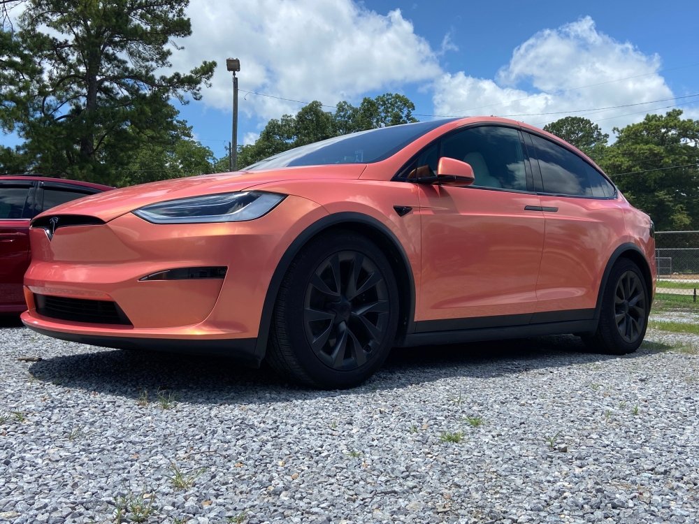 Gloss Coral Orange Shift - Aura Vinyl