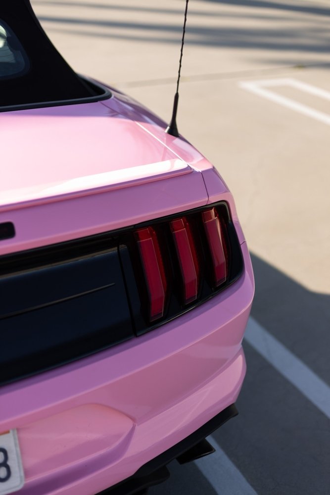 Gloss Crystal Pink - Aura Vinyl