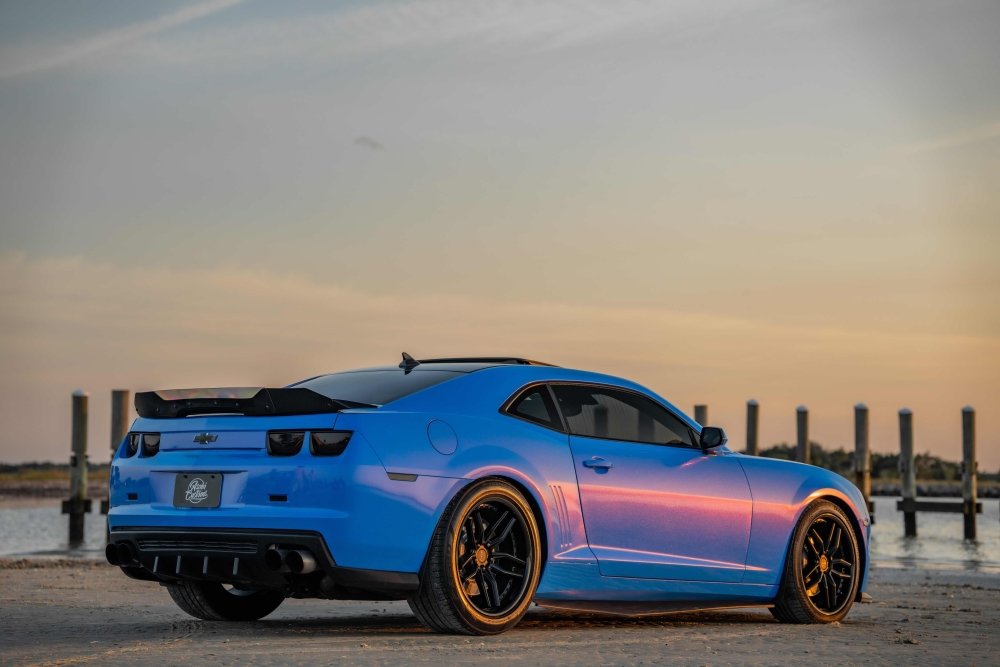 Gloss Diamond Blue Red Shift - Aura Vinyl
